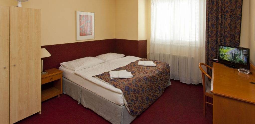 POKÓJ HOTELOWY